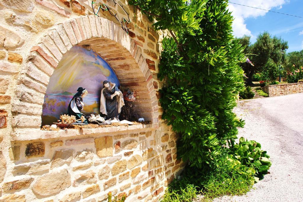 Agriturismo L'Antico Oliveto San Severino Marche Esterno foto